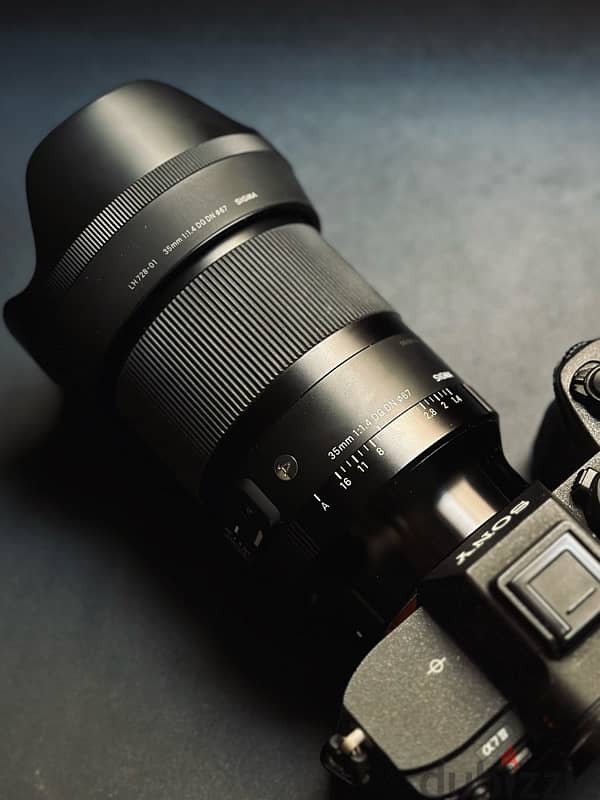 Sigma Lens  - 35mm F1.4 DG DN 1