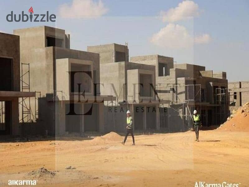 Twin house resale 372m in Sheikh Zayed, Alkarma gates 2