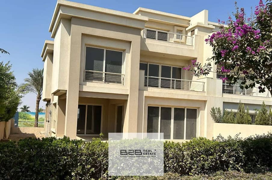 Twin apartment for sale compound cairo festival city  in a prime location on the landscape, building area 308 m  land 350 m 1