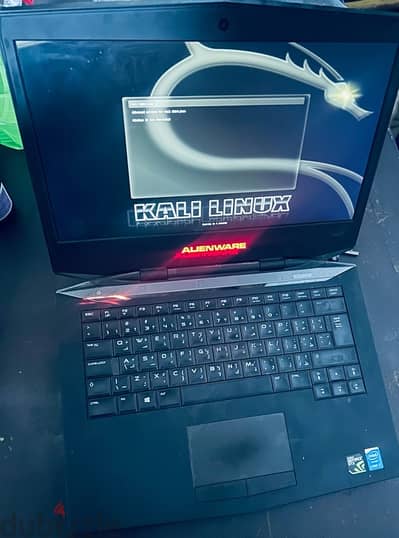 ديل Alienware للبيع جهاز عملي جدا هاردين وكارتين شاشه