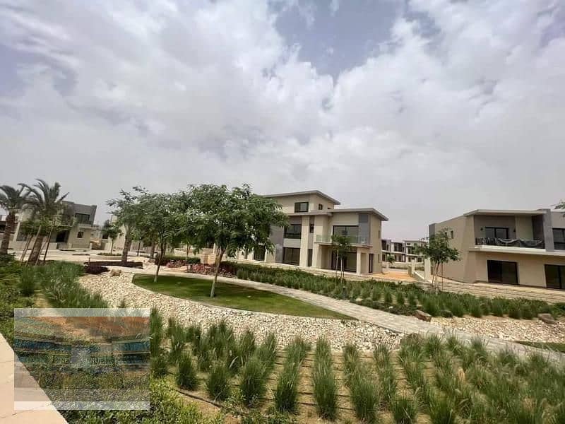 Twin house prime location with installments 5 bedrooms 2