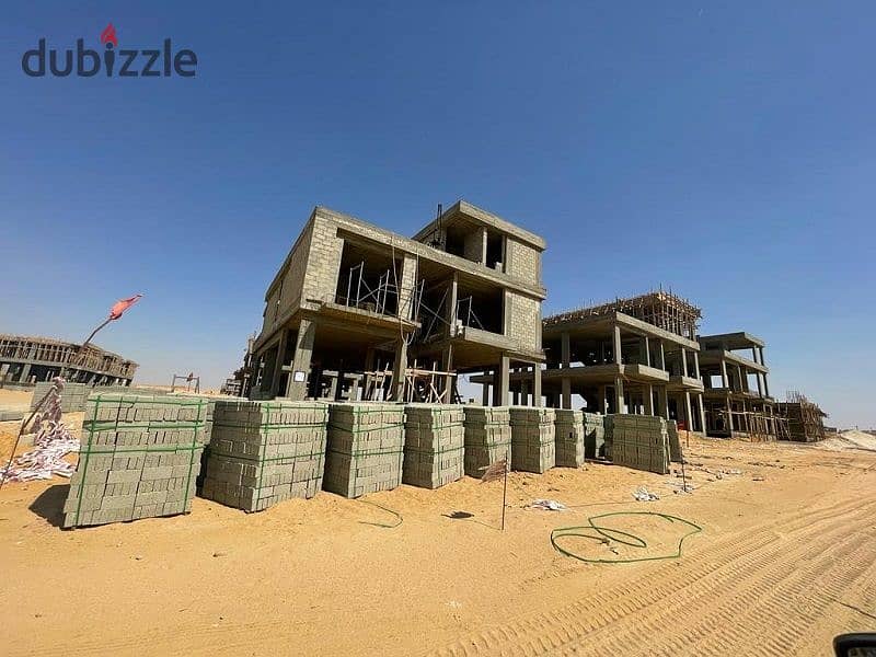 Delivery in 2026 Own Villa 625 m from Emirates in SAADA compound New Cairo landscape View 0