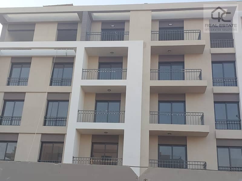 Apartment 136M for sale in Al Marasem less than total and quarter, in a prime location for quick sale 6