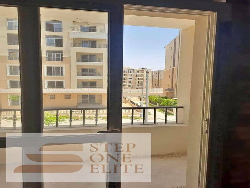 For sale apartment + private garden 168 m with double view in New Cairo 6