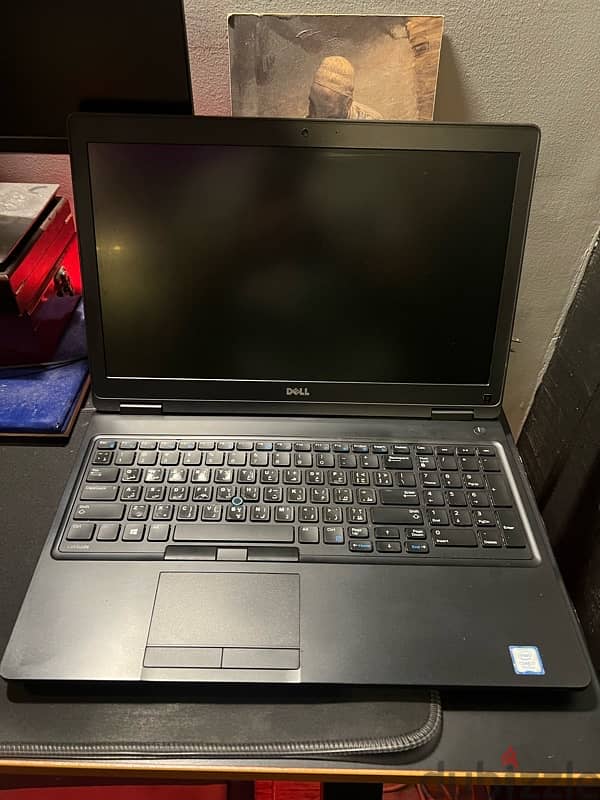 Dell latitude 5580/SSD256/RAM 16/Core I7 7th Gen/NVIDIA GeForce 930MX 2