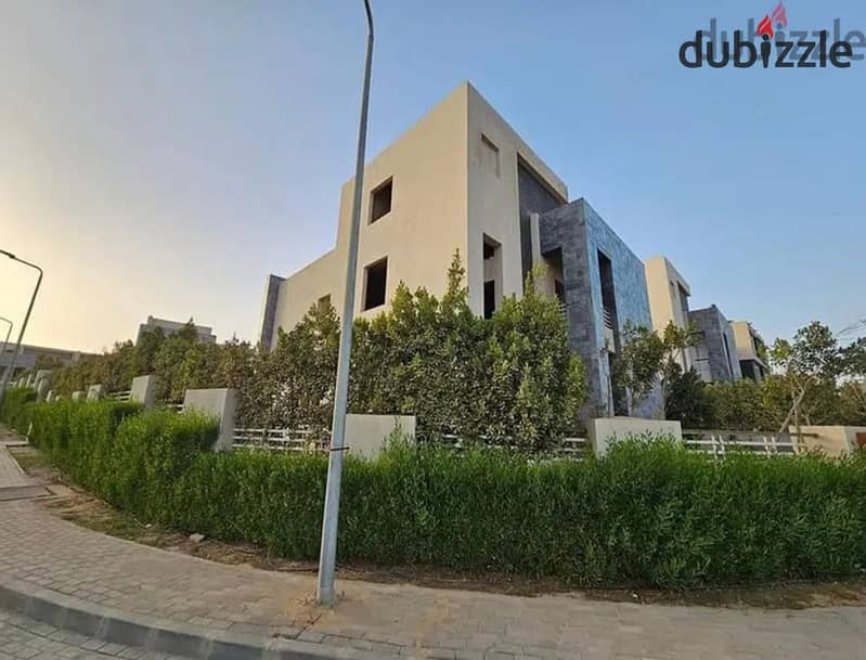 Twin House Opportunity with remaining installments in Alkarma Vaha, located in the prime area of Sheikh Zayed. 8