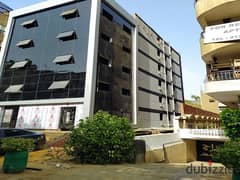 For sale at the price of a 450 sqm administrative building, fully licensed, ground floor and 5+ with the land share, in Maadi, next to the Nile Cornic 0