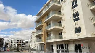 A garden apartment in one of the most strategic locations, close to all essential services and major roads, in Mountain View iCity. 0