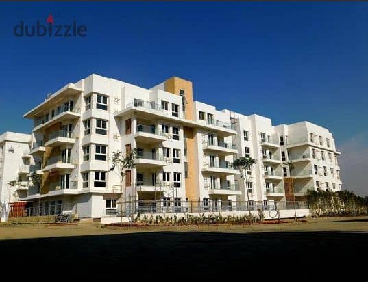 A garden apartment in one of the most strategic locations, close to all essential services and major roads, in Mountain View iCity. 9