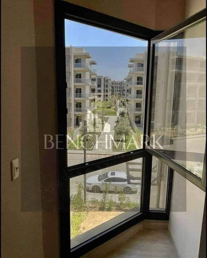 Apartment for sale (immediate delivery) with an open sea view in the heart of Fifth Settlement, near the AUC 6