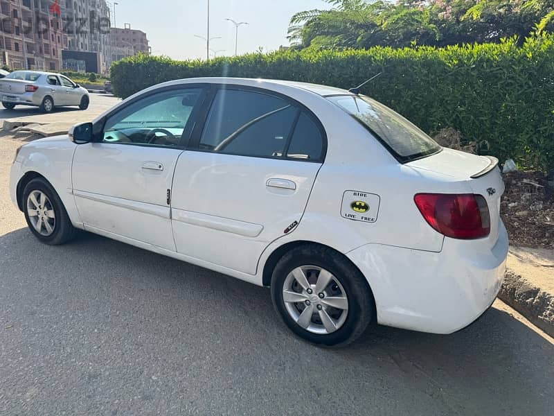 Kia Rio 2011 3