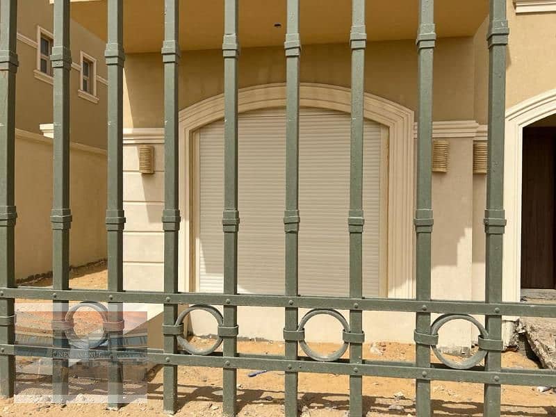 Twin house -best price -ready to move-5 bedroom -prime location - in patio oro new cairo 3