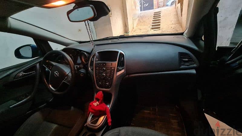 Opel Astra 2016 9