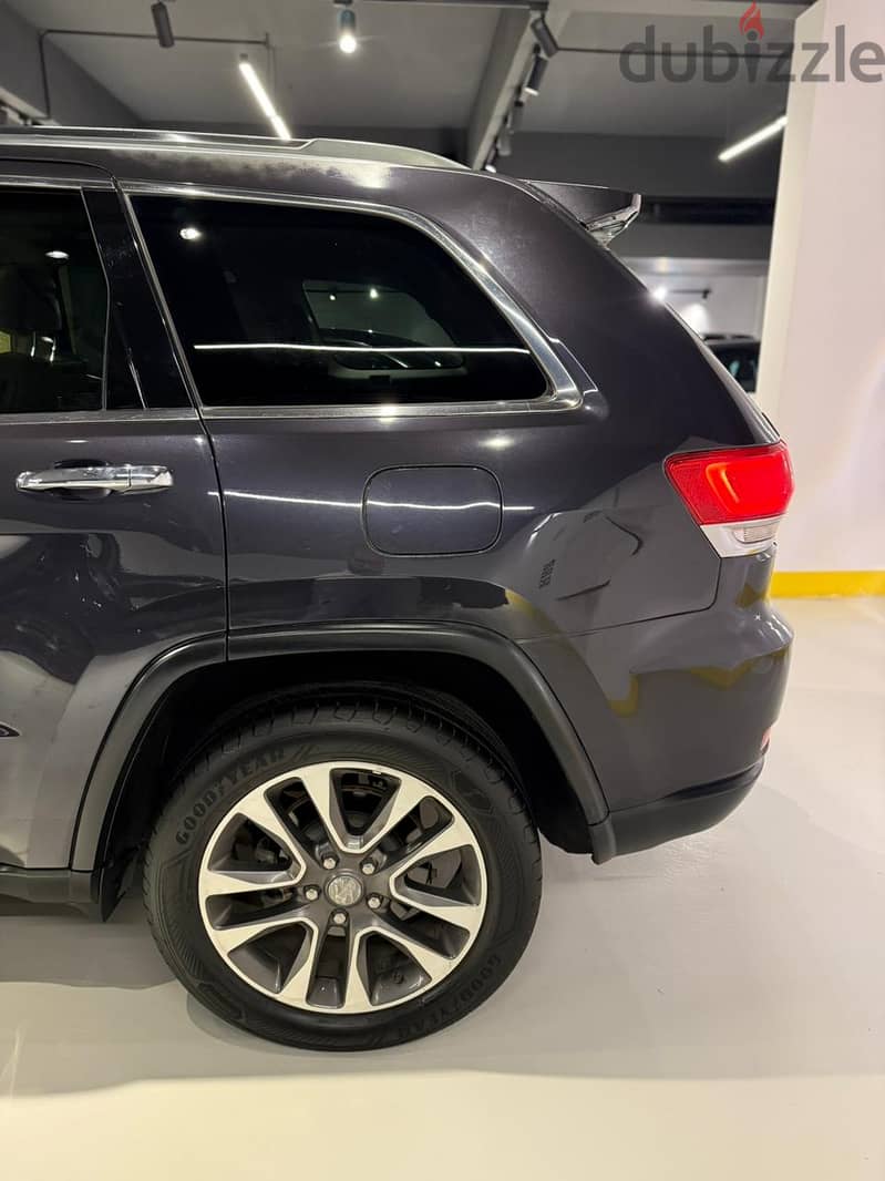 Jeep Grand Cherokee 2018 4