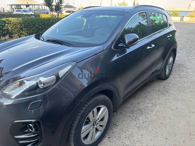 Kia Sportage 2017 Topline fully loaded 4