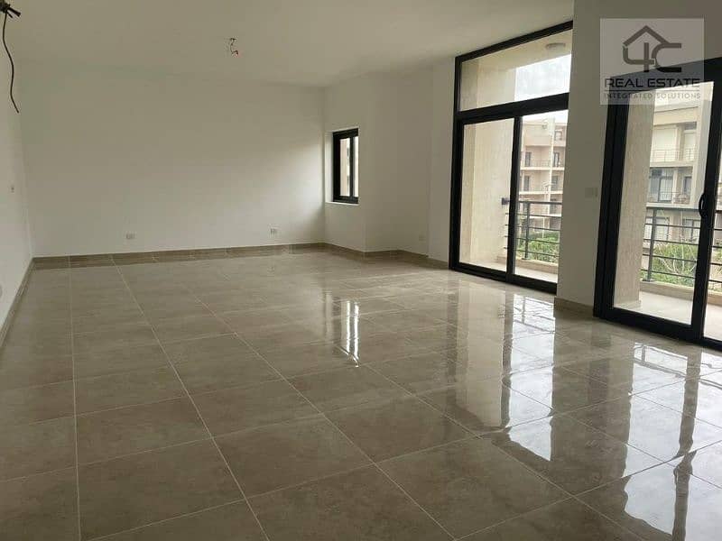 With view landscape apartment 3 bedrooms 4th floor fully finished for sale in Fifth Square 7