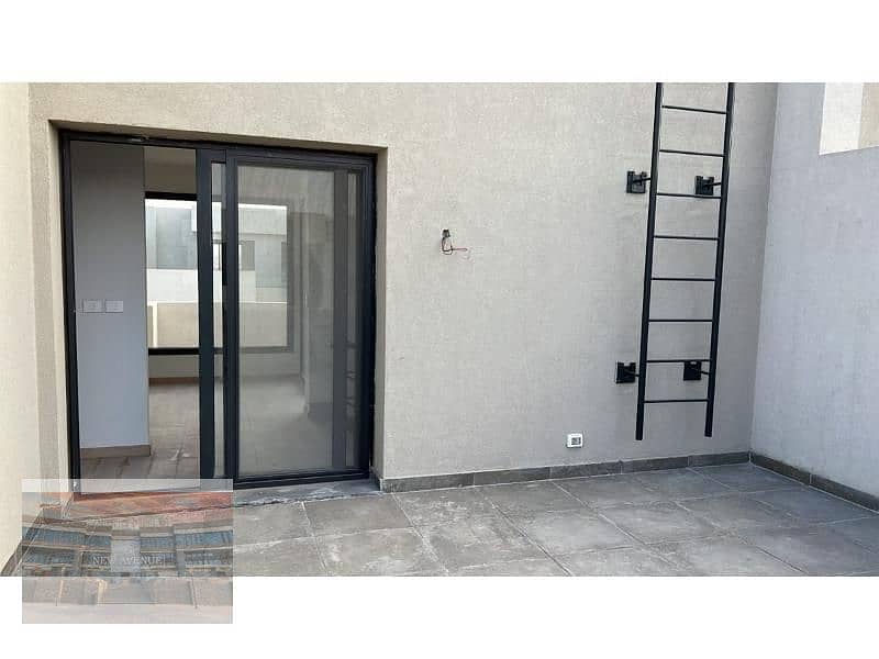 Fully finished Upper Duplex + Roof in Al Burouj compound - 3 Bedrooms, 4 bathrooms,2 living rooms Delivered 3