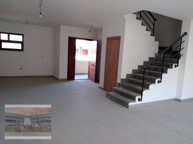 Fully finished Upper Duplex + Roof in Al Burouj compound - 3 Bedrooms, 4 bathrooms,2 living rooms Delivered 7