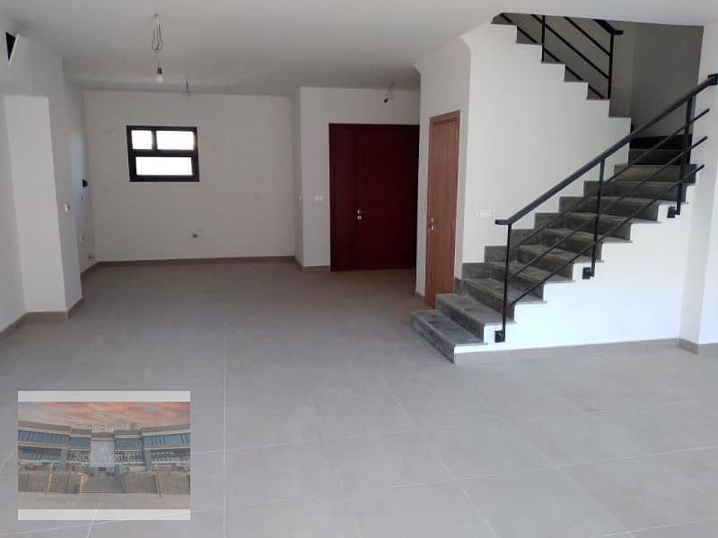 Fully finished Upper Duplex + Roof in Al Burouj compound - 3 Bedrooms, 4 bathrooms,2 living rooms Delivered 8