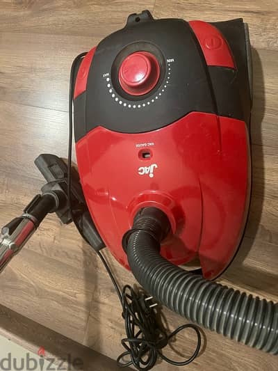 Jac  Vacuum cleaner 2200 watt- مكنسة كهربائية