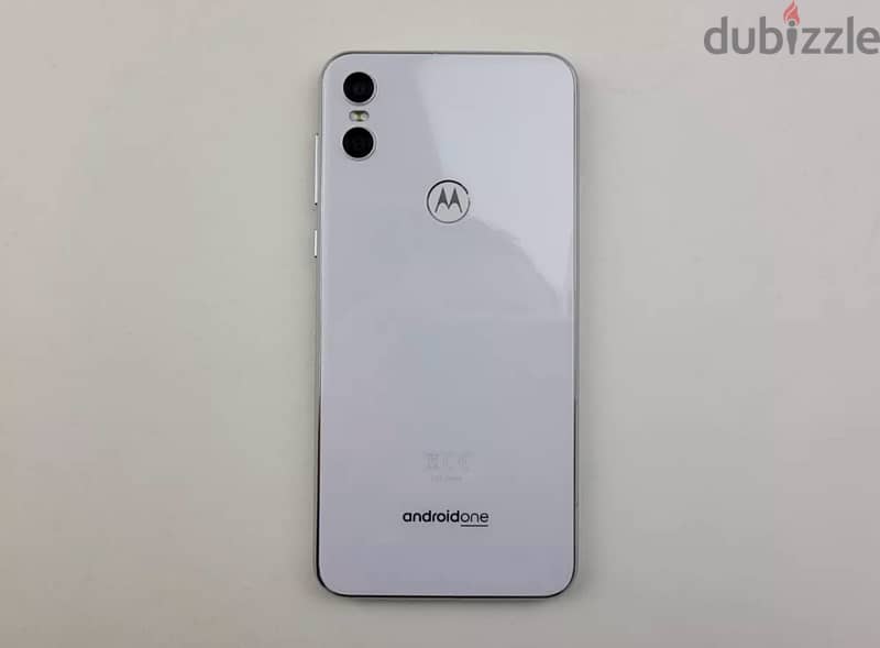 Motorola One شريحتين اندرويد خام 2