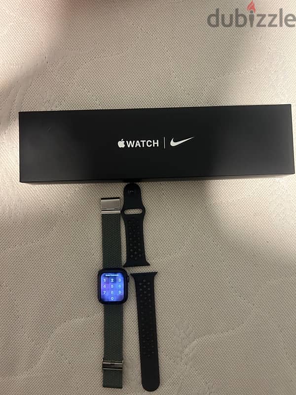 Apple Watch SE Nike 0