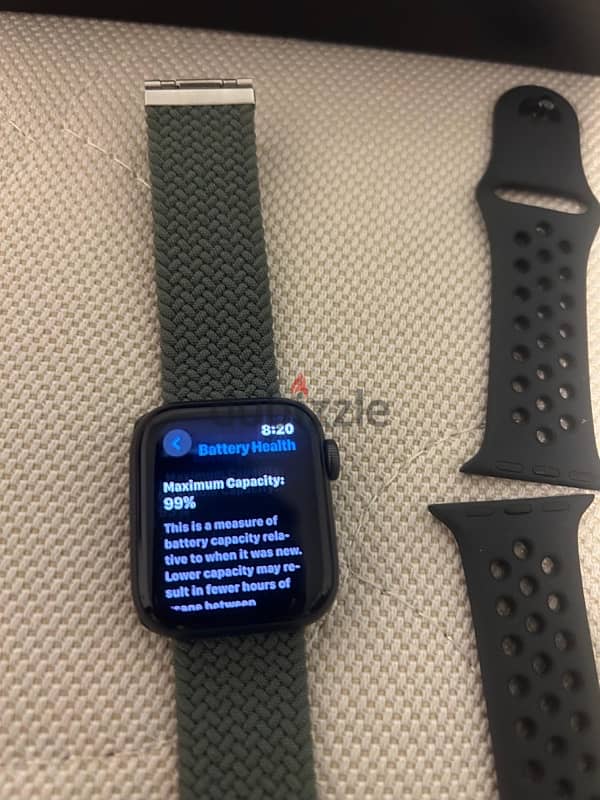 Apple Watch SE Nike 2