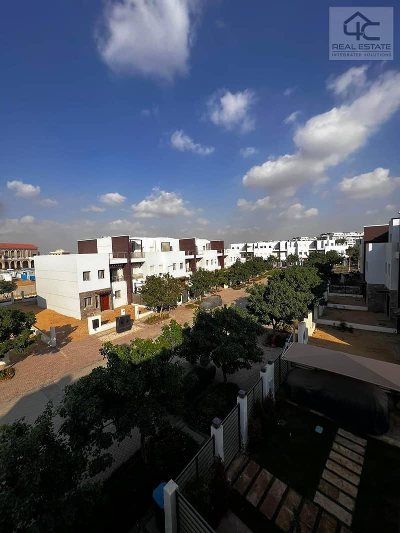 For sale townhouse 208 sqm, 4 rooms, view, landscape, lowest down payment and delivery installments 2025 2