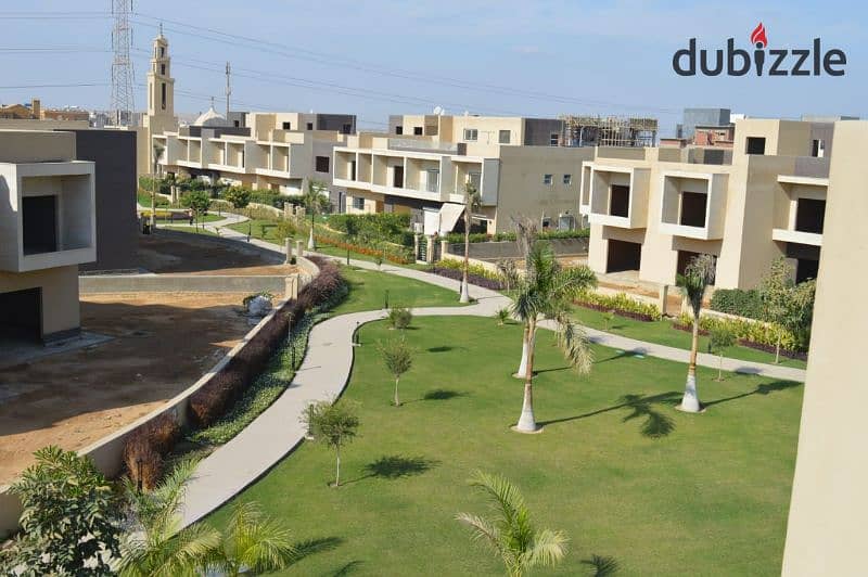 Live in Sheikh Zayed, your unit is 215 m + 250 m garden, immediate delivery next to Jidar 1