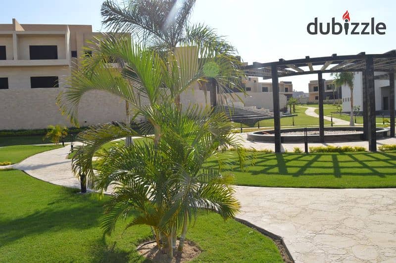 Live in Sheikh Zayed, your unit is 215 m + 250 m garden, immediate delivery next to Jidar 5