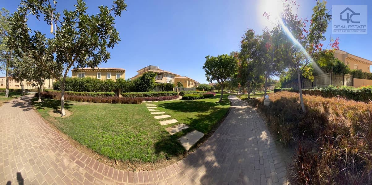 Fully finished Ready to move 5 bedrooms Classic Standalone Villa 480m with a wide view of landscape. 10