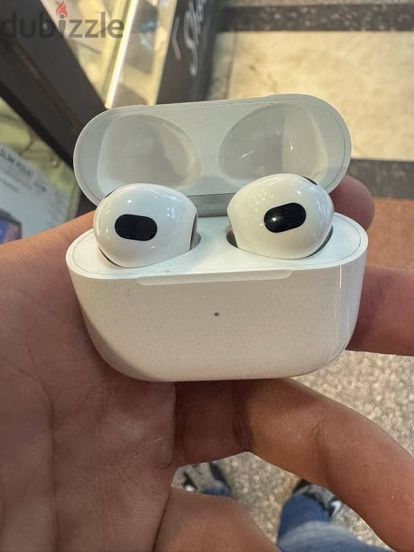 Apple airpods 3 used as new 2