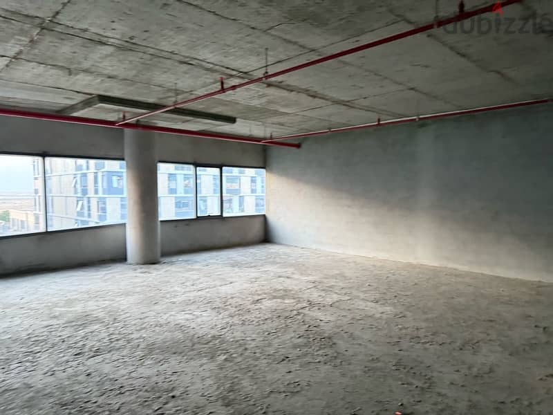 officefor rent at polygon sodic semi finished مكتب للإيجار 10