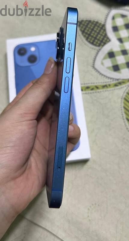 iPhone 13 blue 1