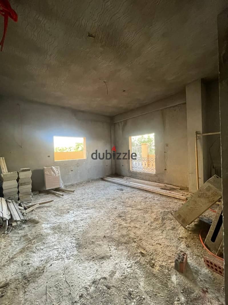 4-room apartment for ready to move  in South Academy and close to Cairo Festival City 5