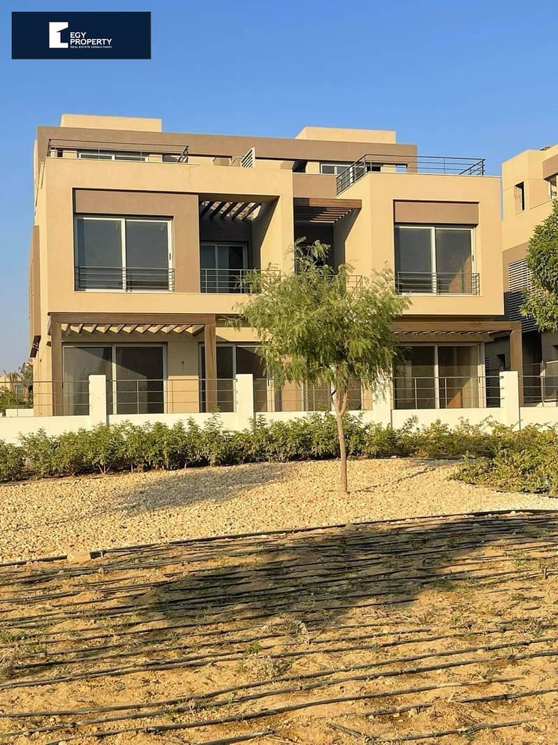 Own Standalone Villa 980 sqm With installments Till 2031 For Sale in Palm Hills New Cairo 0