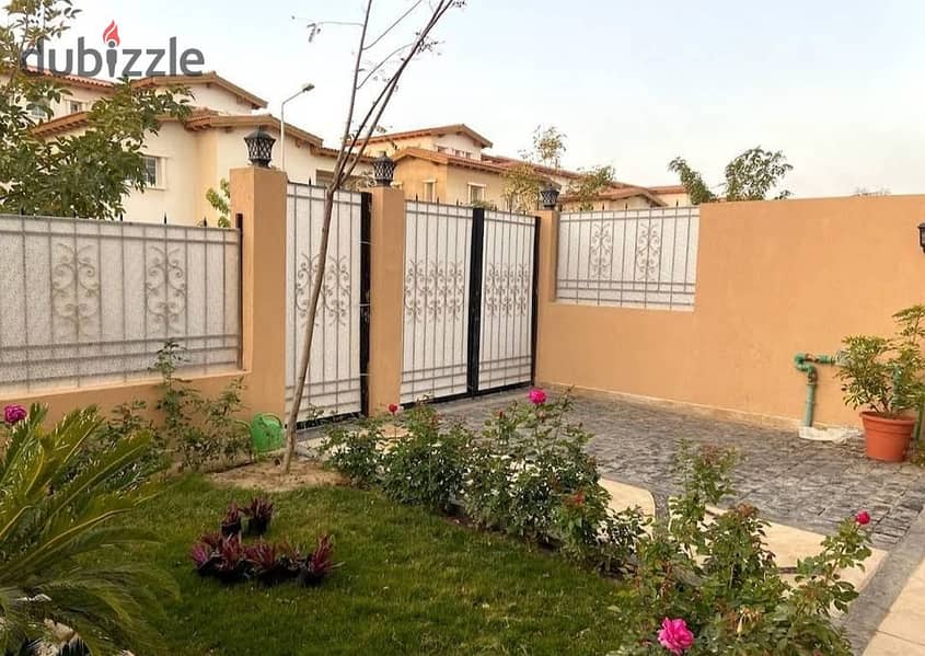 Townhouse for sale, immediate delivery in Hyde Park Compound 2