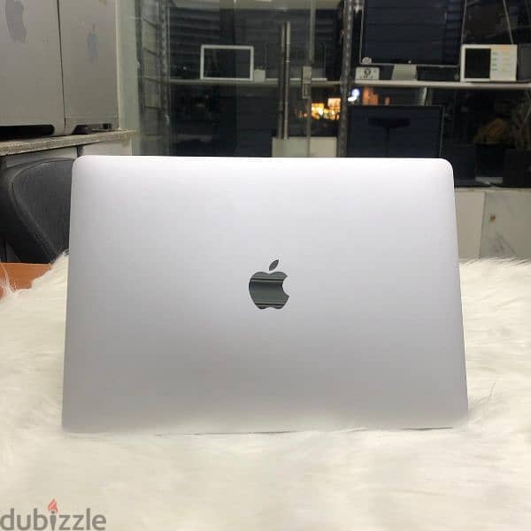 apple MacBook pro 13inch 2016 2