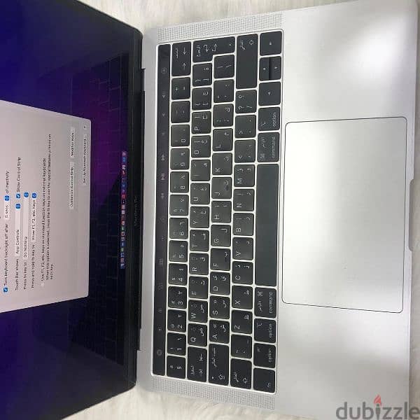 apple MacBook pro 13inch 2016 5