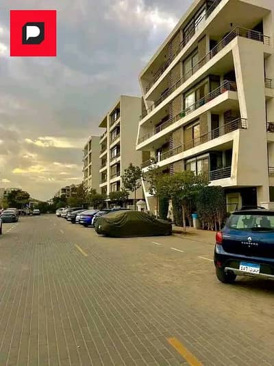 Two-bedroom apartment with a double view for sale in Taj City Compound in New Cairo on the Suez Road in front of Cairo Airport and near 5th Settlement