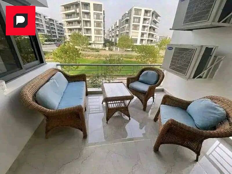 شقه للبيع في كمبوند تاج سيتي التجمع بالقرب مصر الجديده ومدينه نصر Apartment for sale in Taj City Compound, New Cairo, near Nasr City and Heliopolis 1