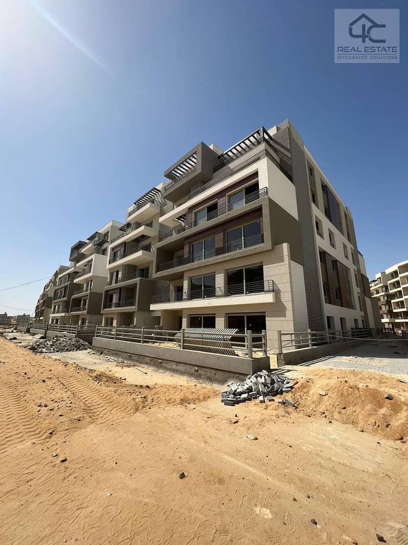 For sale, the most special location of apartment 205 m in the middle of the compound,corner, Ready to move at the lowest price in Palm hills new cairo 0