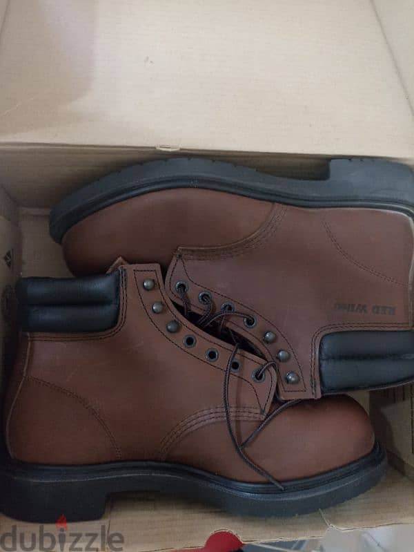 Red Wing  Shose 1