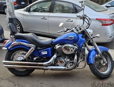 Honda shadow 750 excellent condition