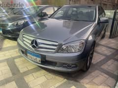 Mercedes-Benz C180 2011 0