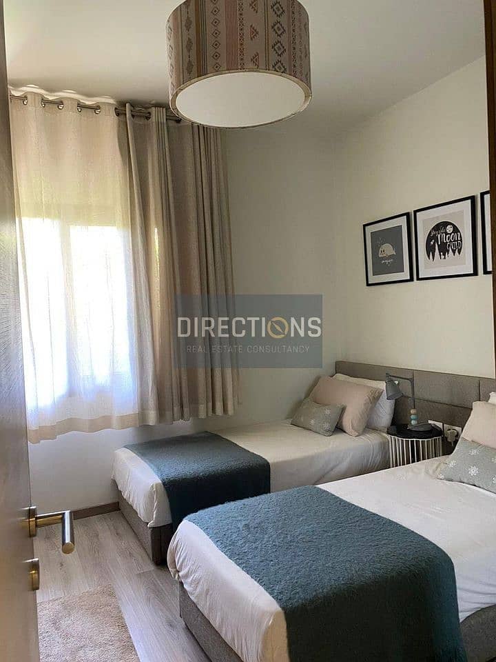 Not repeated, apartment 135m ready to move + fully finished near the French University (UFE) in El Shorouk - Al Burouj Compound 5