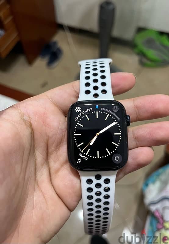 Apple Watch Series 7 2