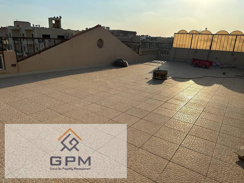 Ultra Super Lux Apartment with Roof For Sale in El Banfaseg 7 - New Cairo 1