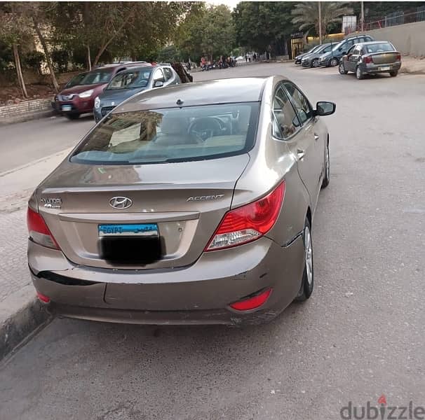 Hyundai Accent 2012 4