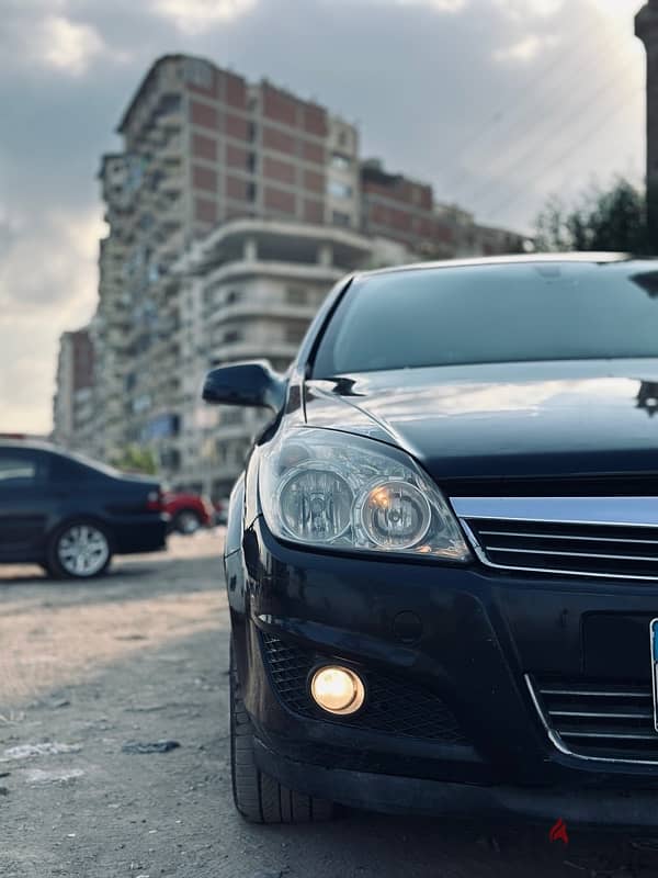 Opel Astra 2008 4